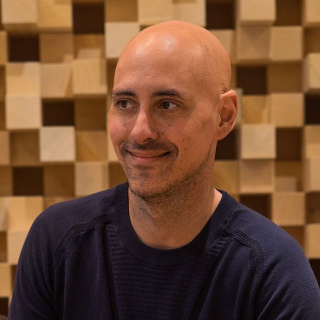 Darius van Helfteren
